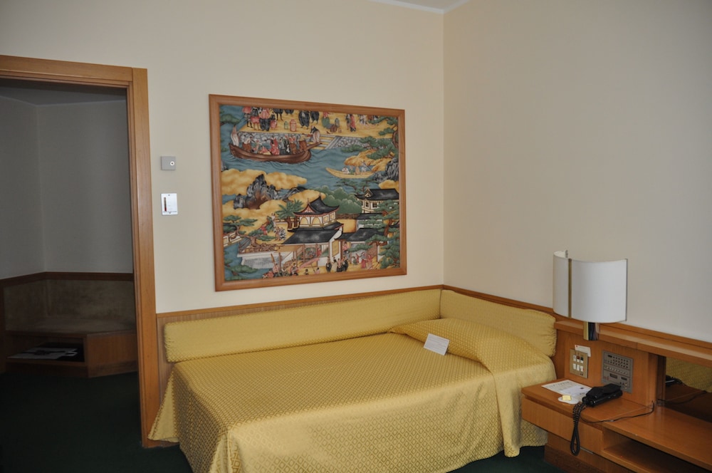 Galileo Hotel - zdjęcie 4