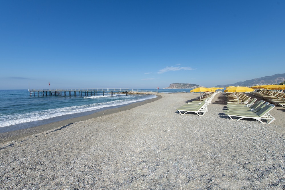 Grand Kaptan Hotel - Ultra All Inclusive — Outdoor in Alanya
