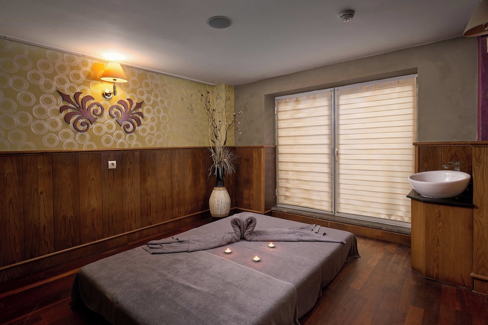 Grand Kaptan Hotel - Ultra All Inclusive — Facilities in Alanya