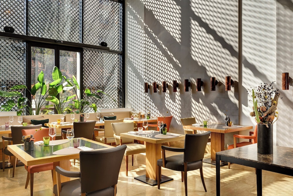 Milan Suite Hotel — Restaurant & bars in Milan, Lombardy