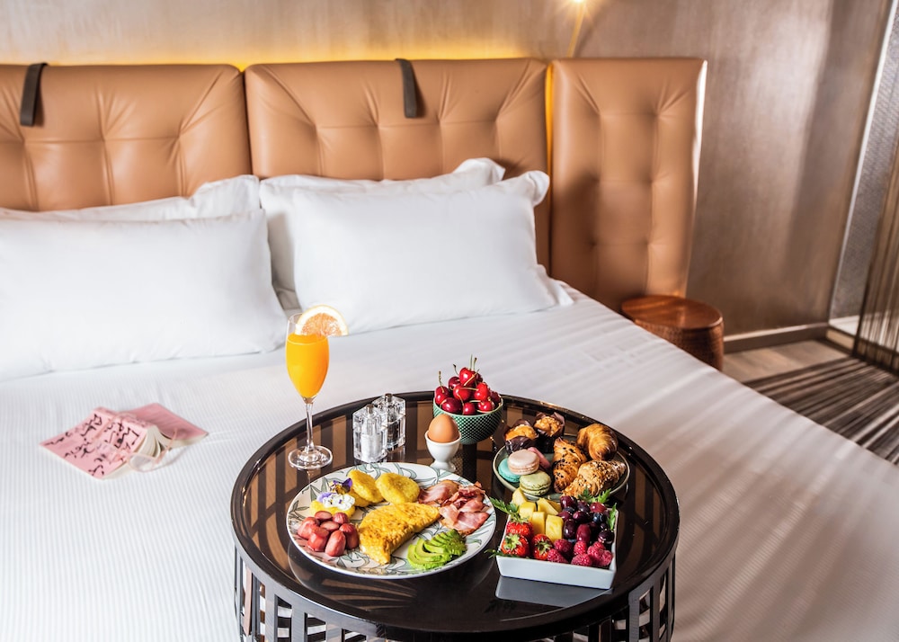 Milan Suite Hotel — Hotel rooms in Milan, Lombardy
