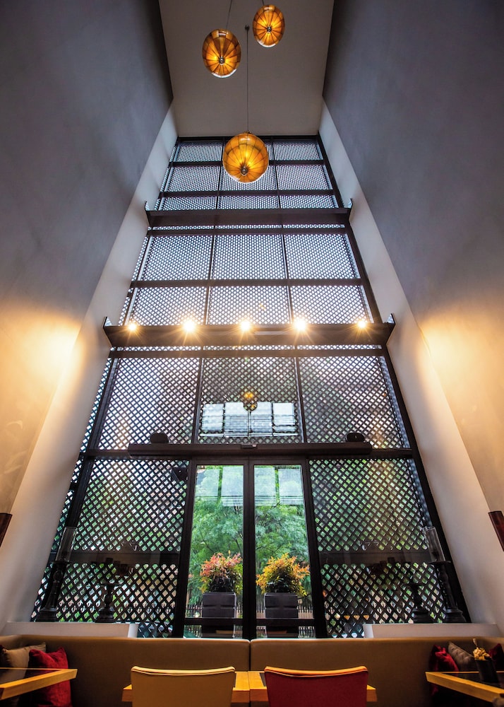 Milan Suite Hotel — Hotel building in Milan, Lombardy