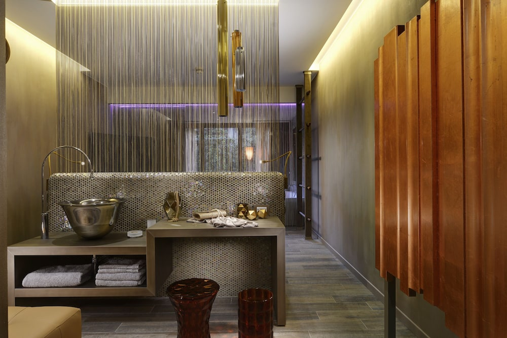 Milan Suite Hotel — Spa in Milan, Lombardy