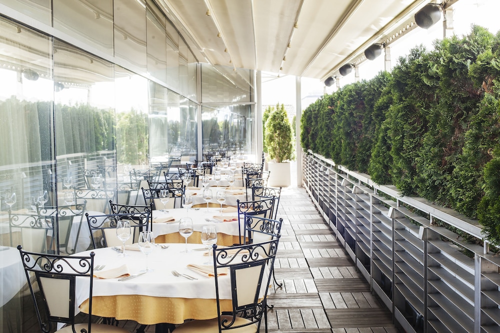 Hotel Anel — Restaurant & bars in Sofia, Sofia (province)