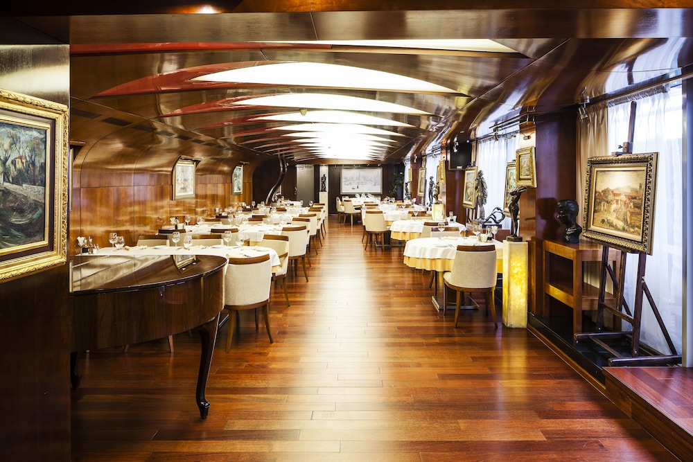 Hotel Anel — Restaurant & bars in Sofia, Sofia (province)