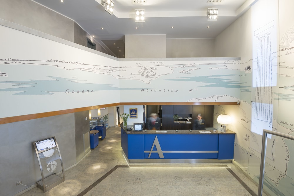 c-hotels Atlantic — Hotel building in Milan, Lombardy