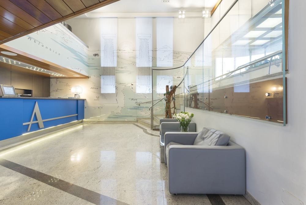 c-hotels Atlantic — Hotel building in Milan, Lombardy
