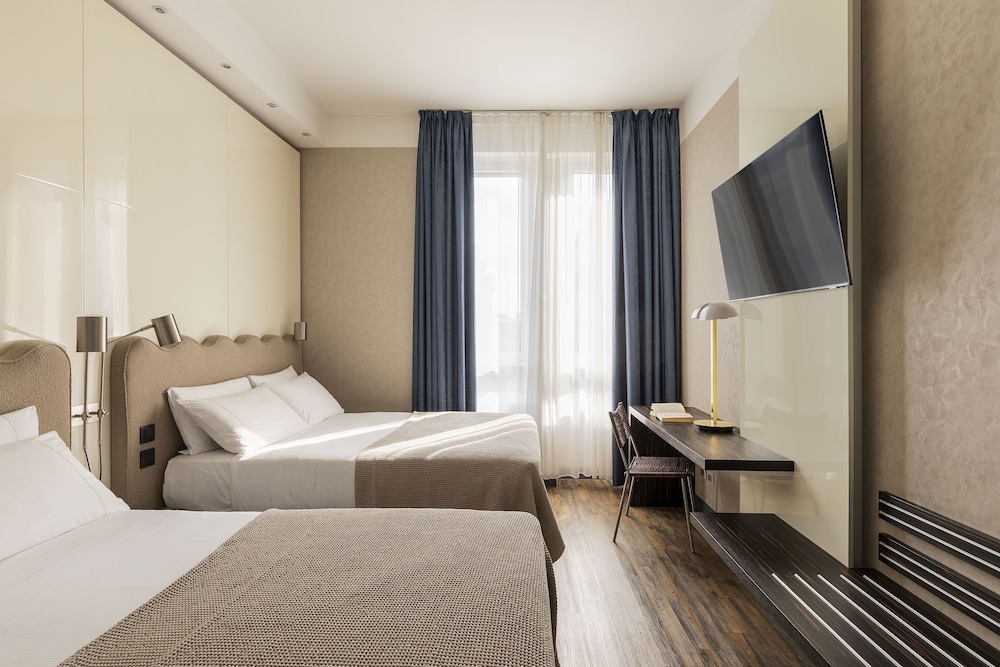 c-hotels Atlantic — Hotel rooms in Milan, Lombardy