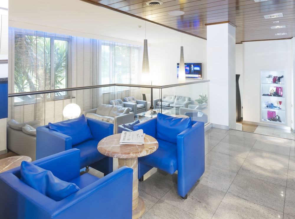 c-hotels Atlantic — Hotel building in Milan, Lombardy