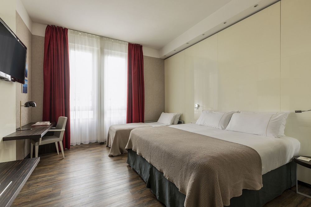 c-hotels Atlantic — Hotel rooms in Milan, Lombardy