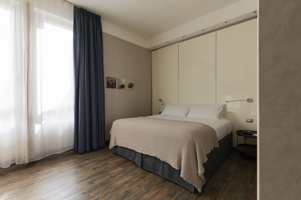 c-hotels Atlantic — Hotel rooms in Milan, Lombardy