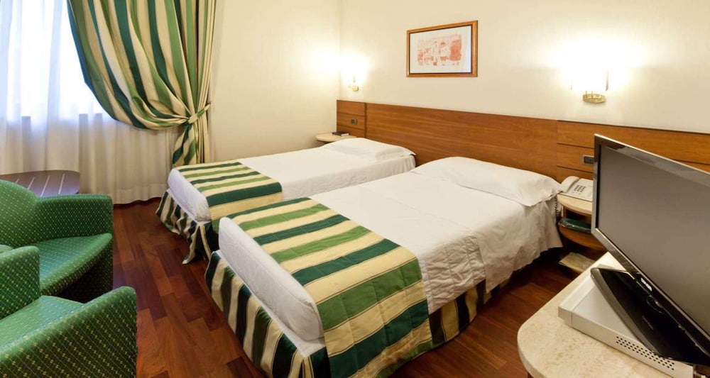 Hotel Mirage, Sure Hotel Collection by Best Western - zdjęcie 3