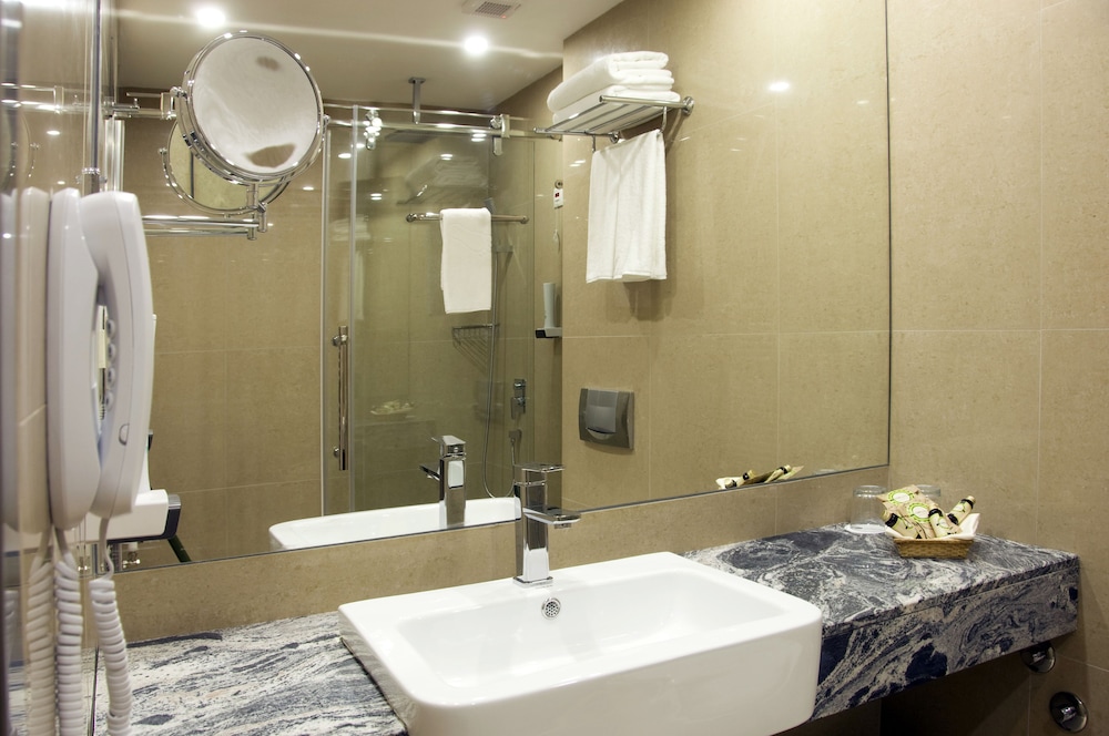 Central Hotel Sofia — Hotel rooms in Sofia, Sofia (province)