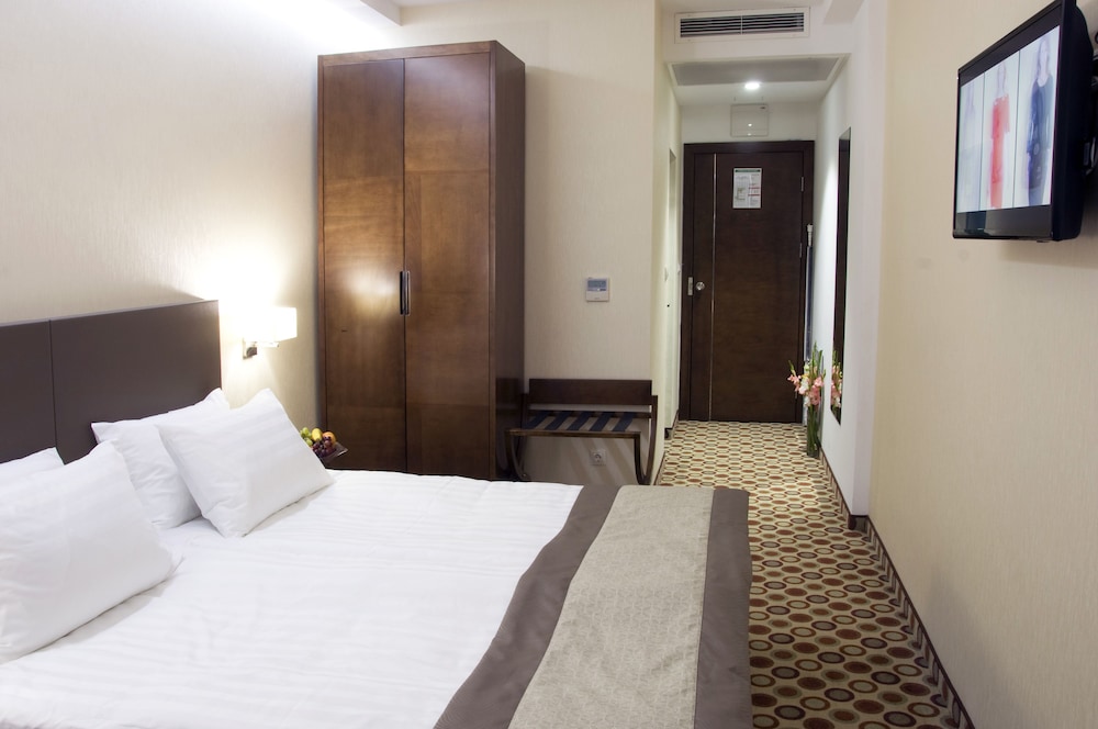 Central Hotel Sofia — Hotel rooms in Sofia, Sofia (province)