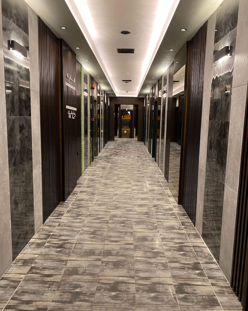 Ramada by Wyndham Sofia City Center — Hotel building in Sofia, Sofia (province)