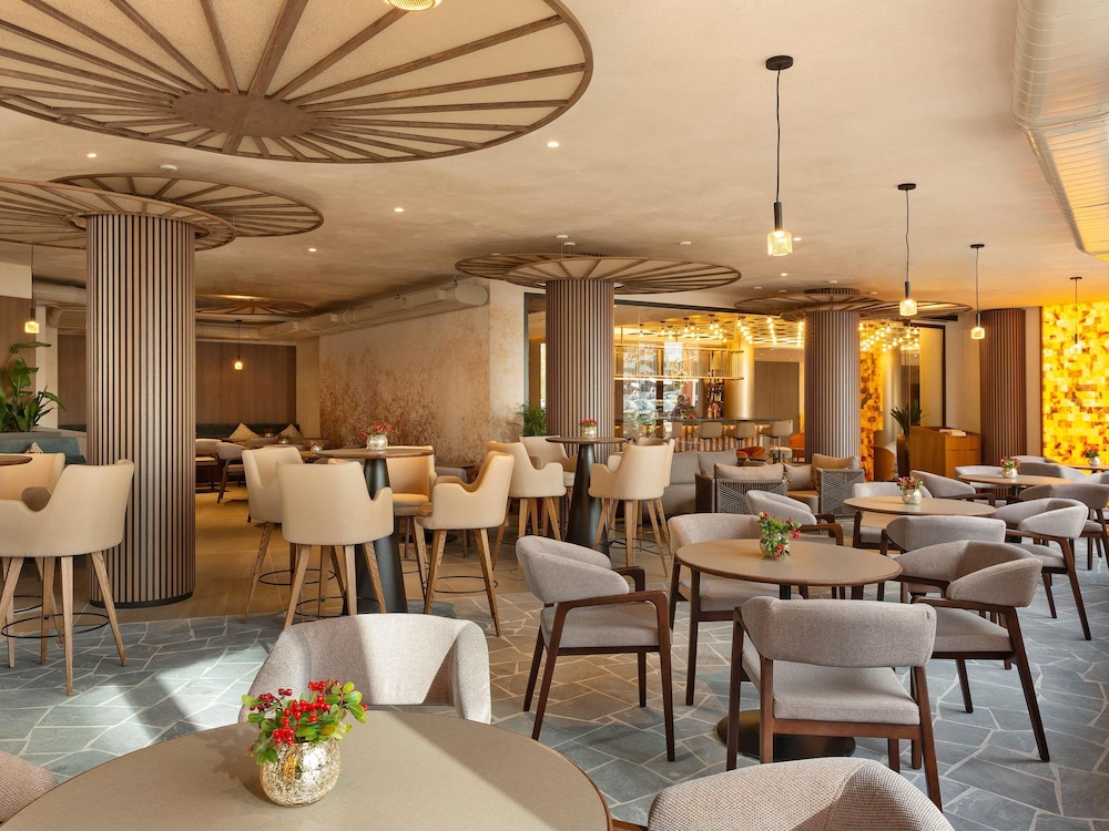 Mercure Sofia City — Restaurant & bars in Sofia, Sofia (province)