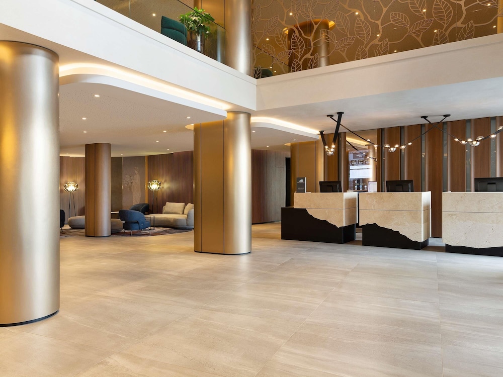 Mercure Sofia City — Hotel building in Sofia, Sofia (province)