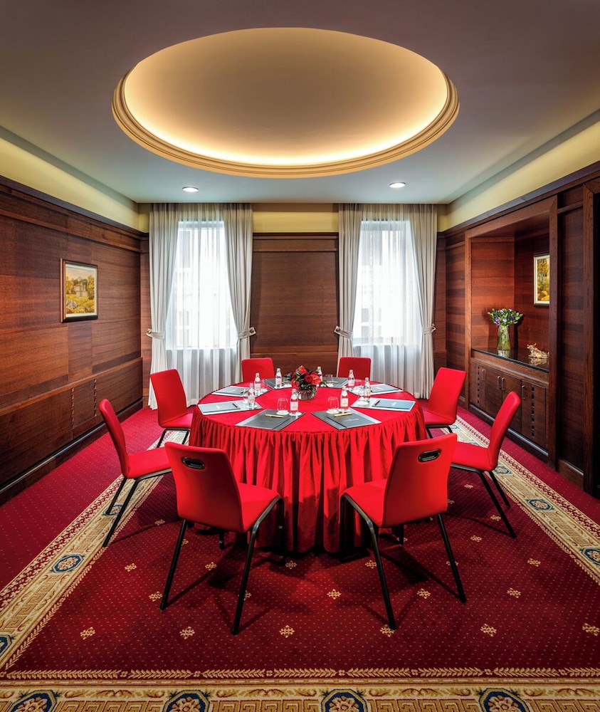 Grand Hotel Sofia — Hotel building in Sofia, Sofia (province)