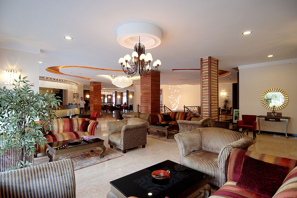 Grand Okan Hotel — Restaurant & bars in Alanya