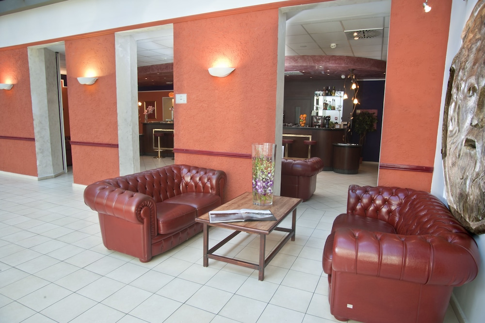 Hotel Caesar Prague — Restaurant & bars in Prague, Prague