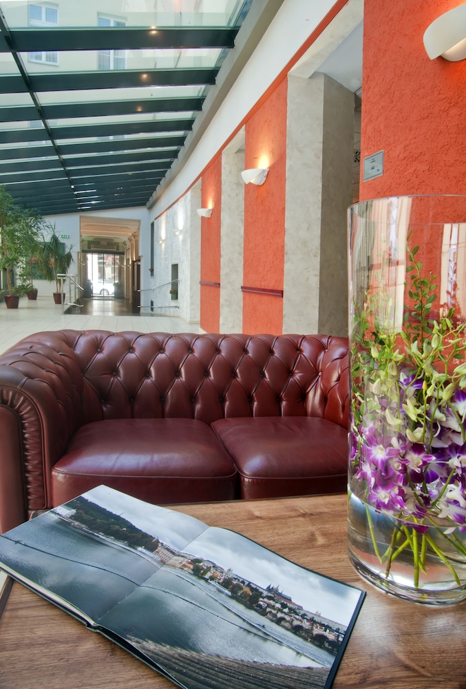 Hotel Caesar Prague — Hotel building in Prague, Prague