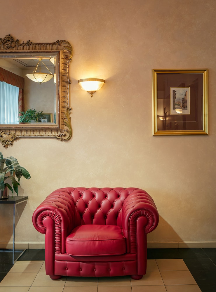 Hotel Caesar Prague — Hotel building in Prague, Prague