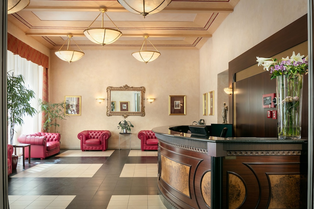 Hotel Caesar Prague — Hotel building in Prague, Prague