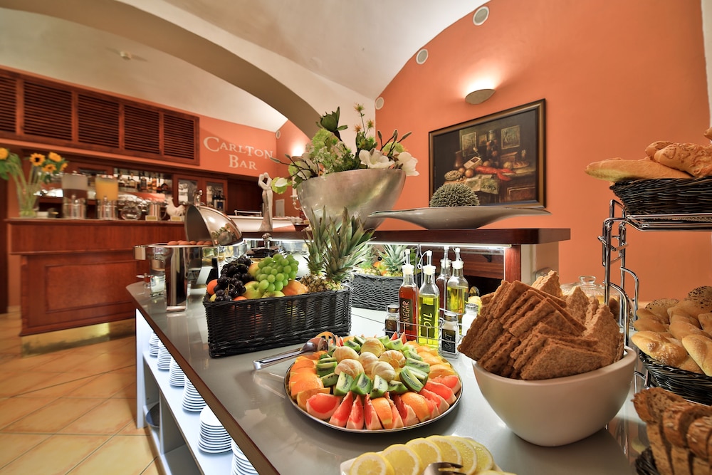 Hotel Carlton — Restaurant & bars in Prague, Prague