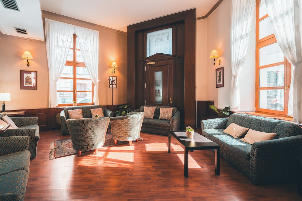 Hotel Carlton — Hotel building in Prague, Prague
