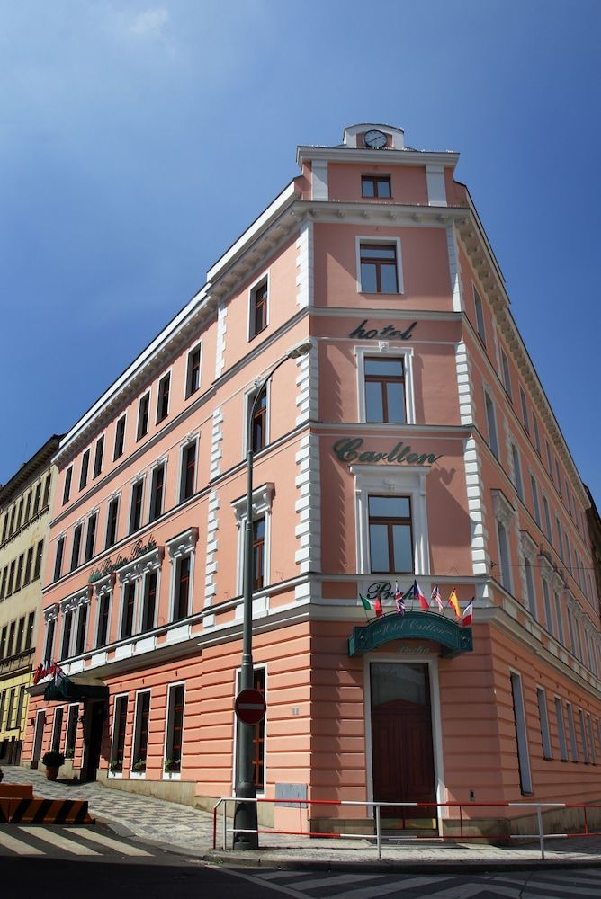 Hotel Carlton