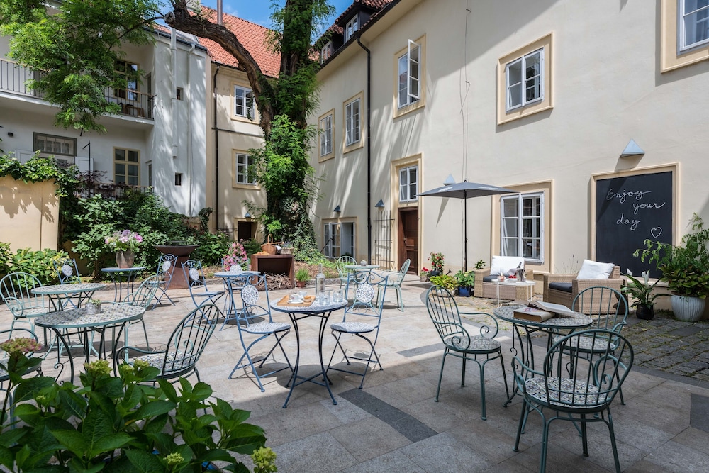 Monastery Garden Prague - zdjęcie 3