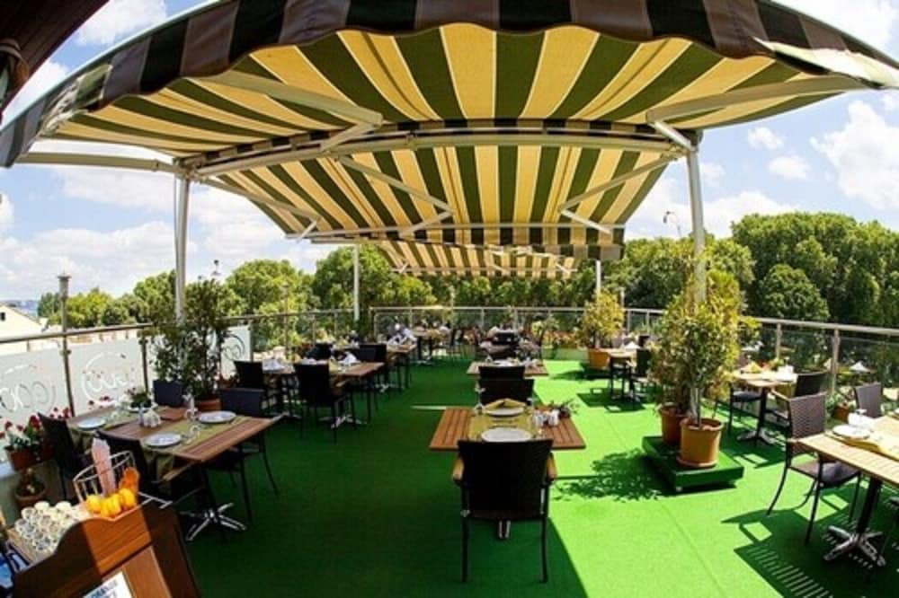 Gulhanepark Hotel & Spa — Restaurant & bars in Istanbul, Istanbul