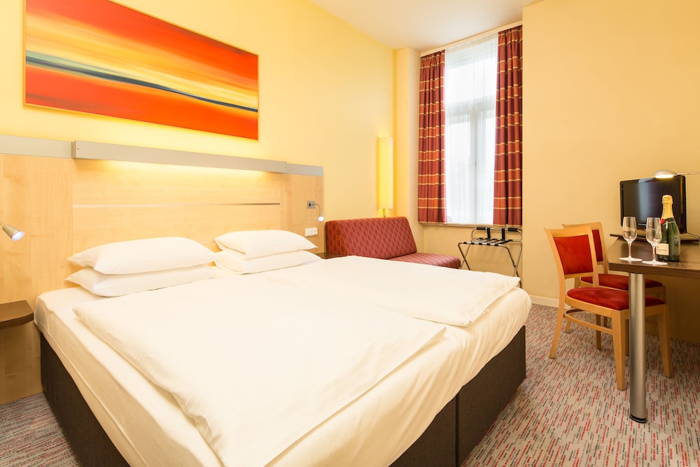 Hotel Exe City Park — Hotel rooms in Prague, Prague