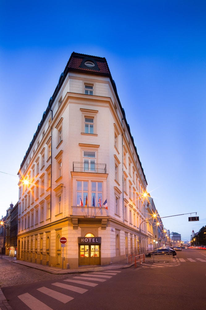 Hotel Exe City Park — Hotel building in Prague, Prague