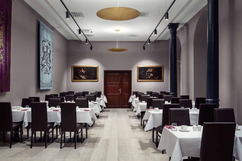 Michelangelo Grand Hotel Prague — Restaurant & bars in Prague, Prague