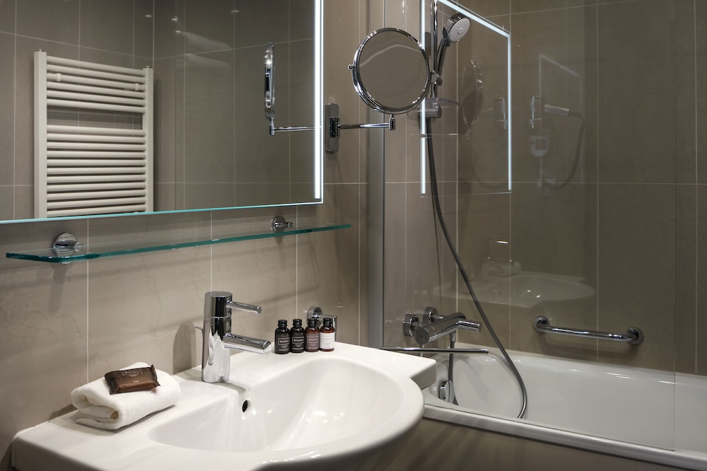 Michelangelo Grand Hotel Prague — Hotel rooms in Prague, Prague