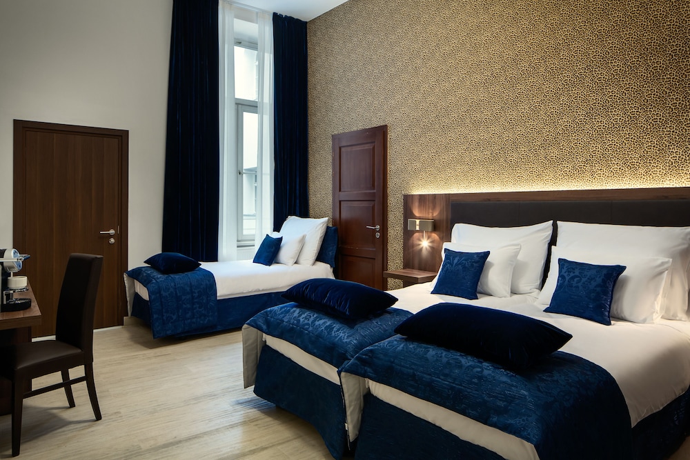 Michelangelo Grand Hotel Prague — Hotel rooms in Prague, Prague