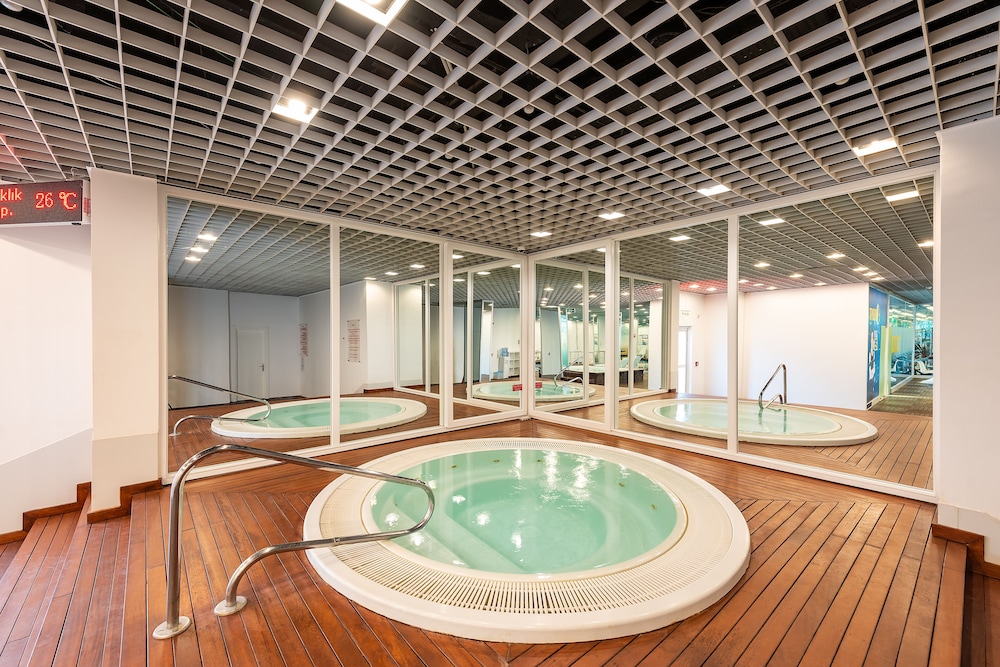Hotel SU & Aqualand — Spa in Antalya
