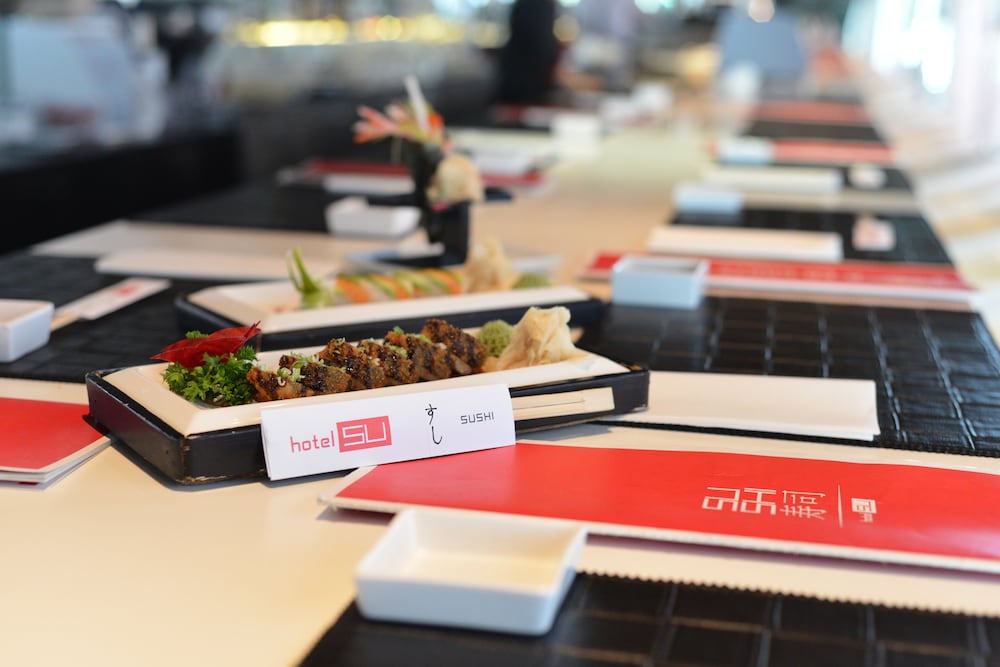 Hotel SU & Aqualand — Restaurant & bars in Antalya