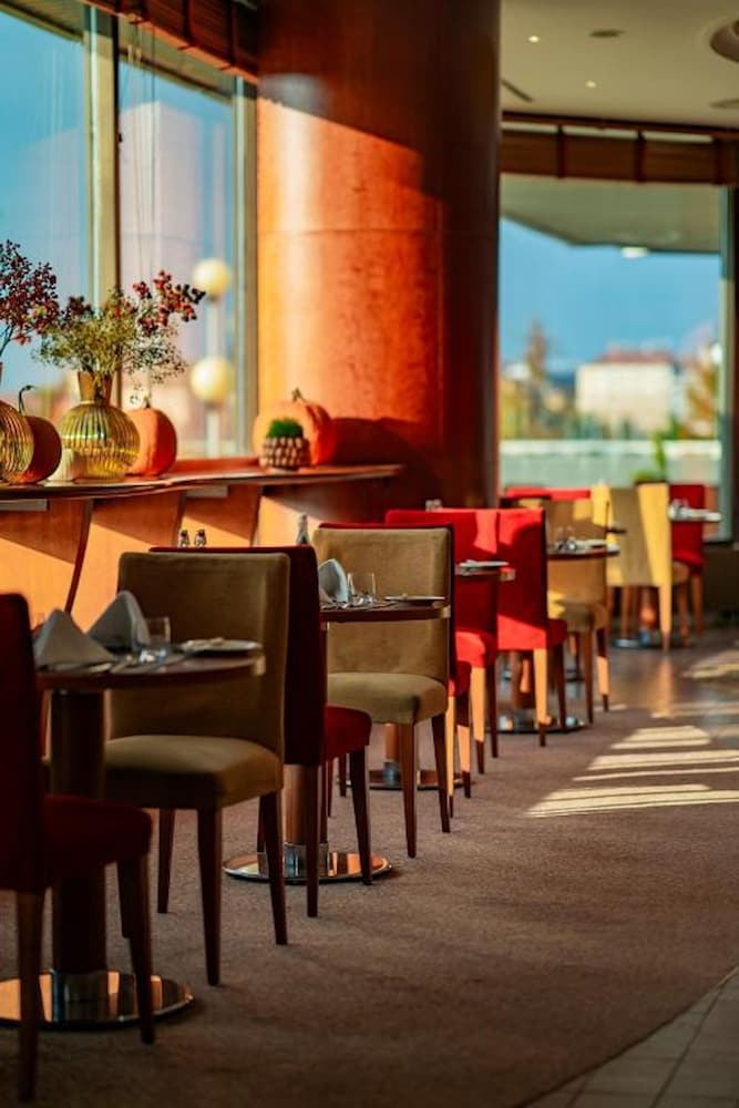 Grand Hotel Prague Towers — Restaurant & bars in Prague, Prague