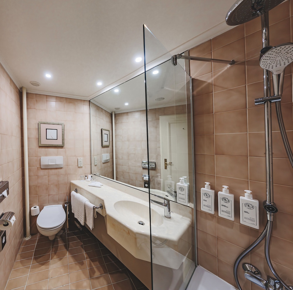 Grand Hotel Prague Towers — Hotel rooms in Prague, Prague
