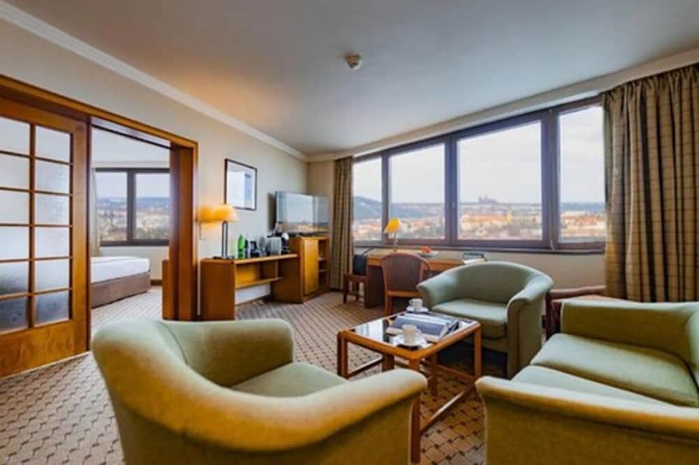 Grand Hotel Prague Towers — Hotel rooms in Prague, Prague