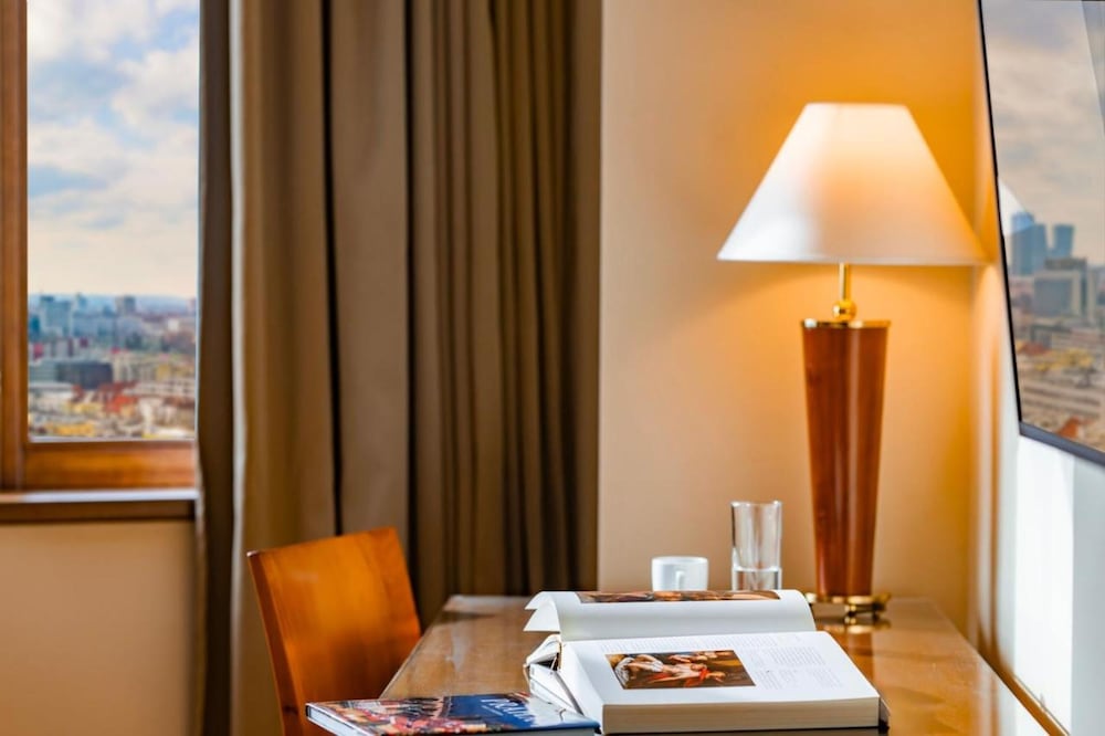 Grand Hotel Prague Towers — Hotel rooms in Prague, Prague