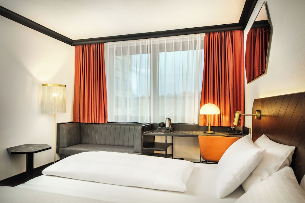 Diplomat Hotel Prague — Hotel rooms in Prague, Prague