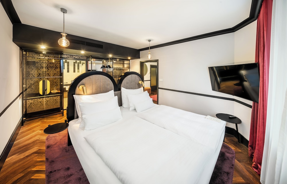 Diplomat Hotel Prague — Hotel rooms in Prague, Prague