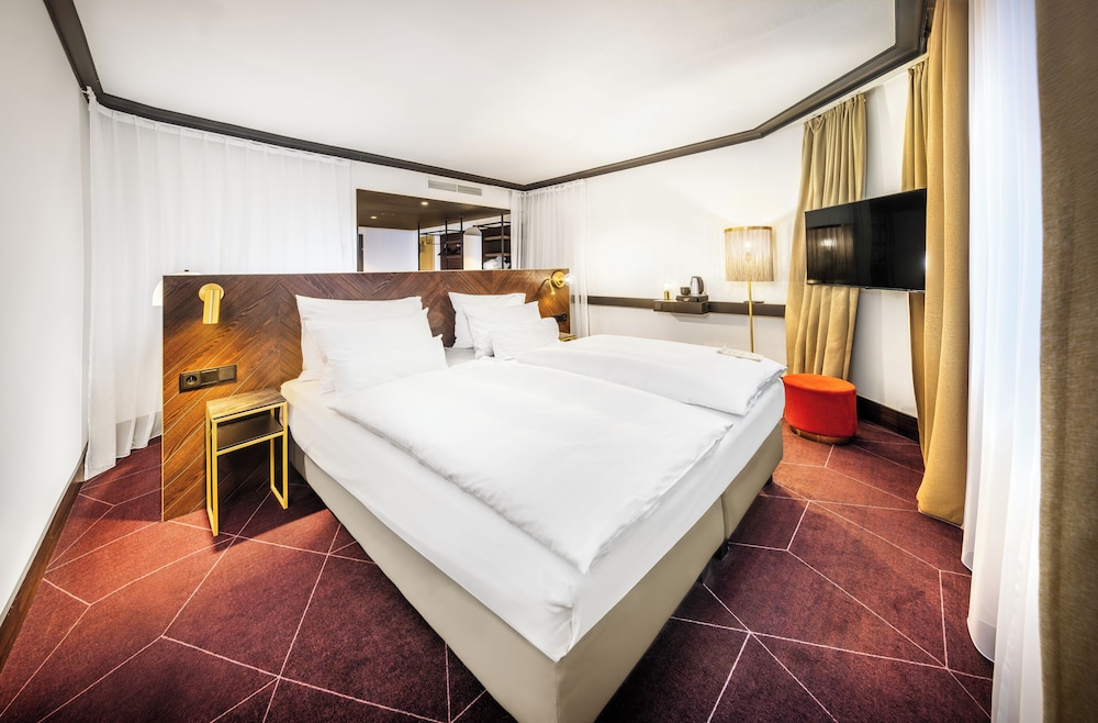 Diplomat Hotel Prague — Hotel rooms in Prague, Prague