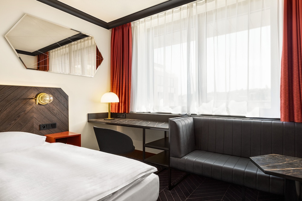 Diplomat Hotel Prague — Hotel rooms in Prague, Prague