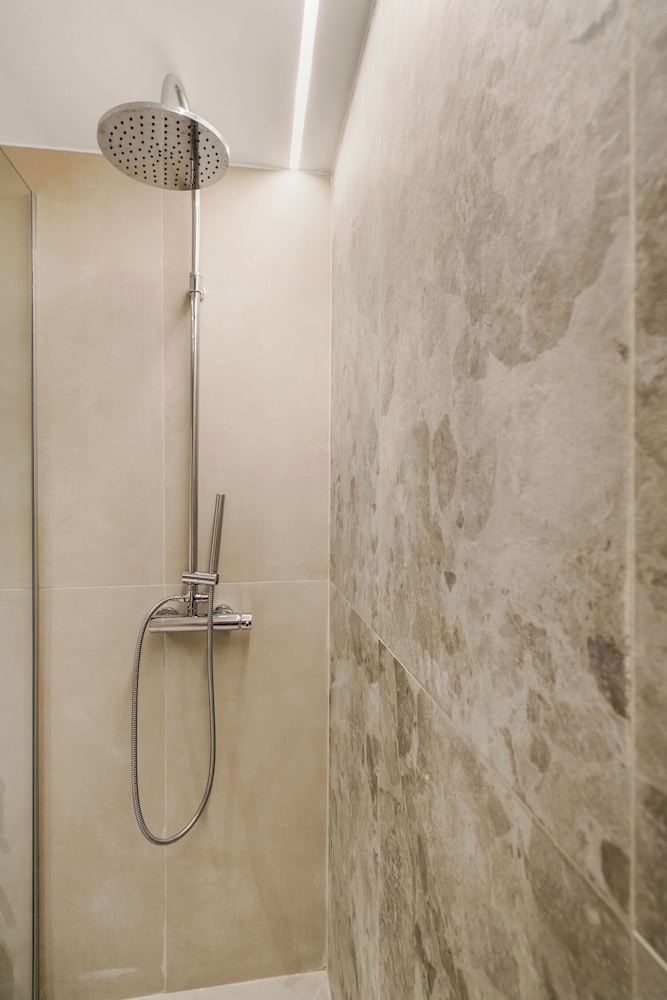 Axos Hotel — Hotel rooms in Rethymnon
