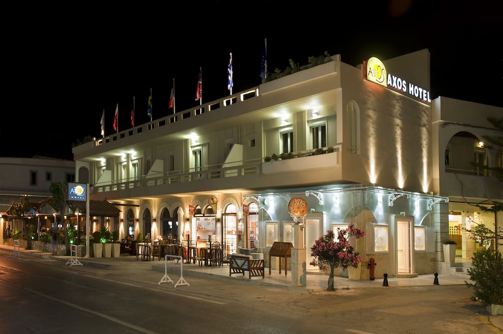 Axos Hotel — Hotel building in Rethymnon