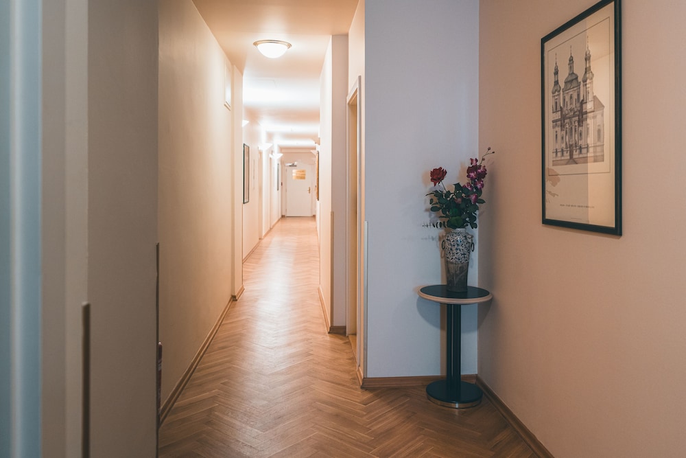 Hotel Elysee — Hotel building in Prague, Prague